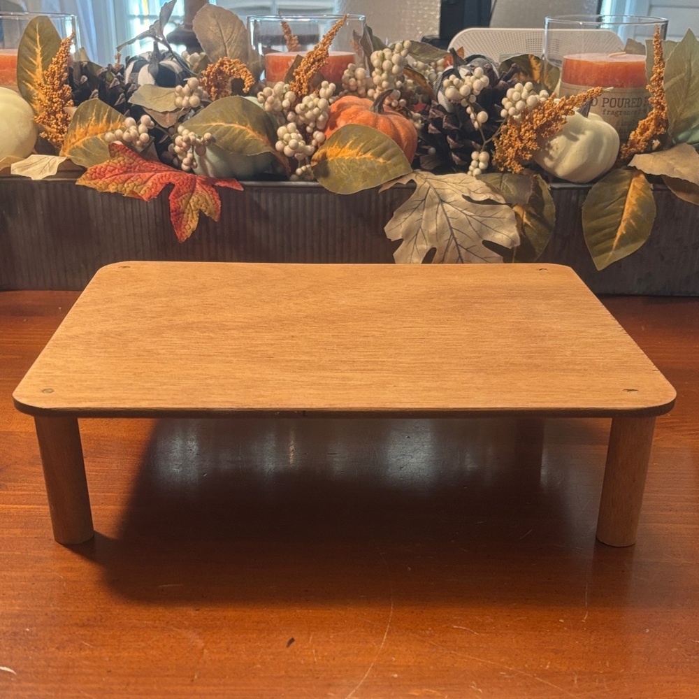 Longaberger Basket Riser Shelf Stand 9” x 11”